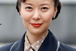 柯蓝韩雪谁背景大