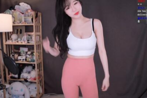 性感韩国女主播大胸,大胸魅力横扫直播间